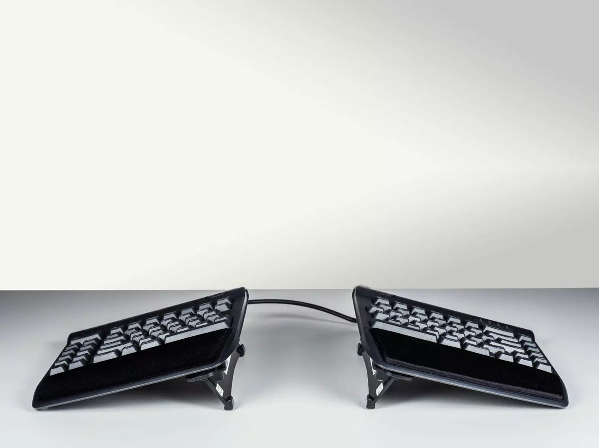 Freestyle 2 keyboard mounted on VIP3 tenting brackets, seen from above