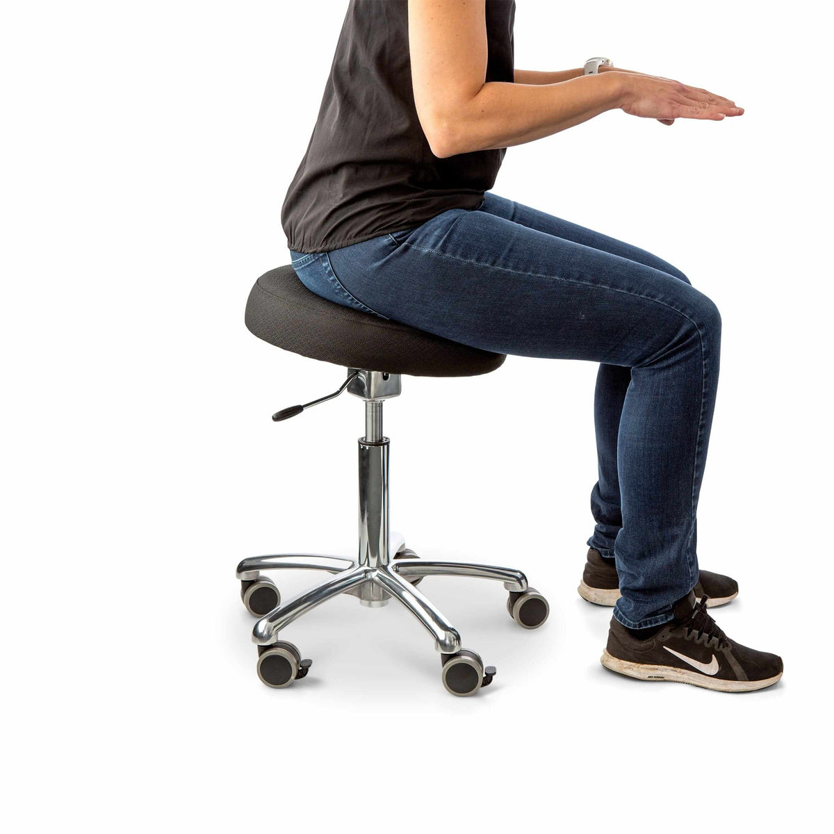 Person leaning forward on an Active Balance 360 active chair
