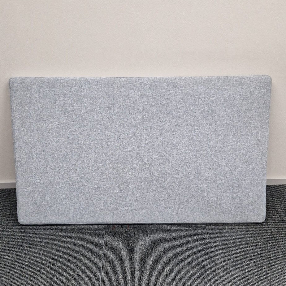 Outlet - Äänieristesermi harmaa 1200*700*40mm, Cover 87 - esittelykäytössä ollut